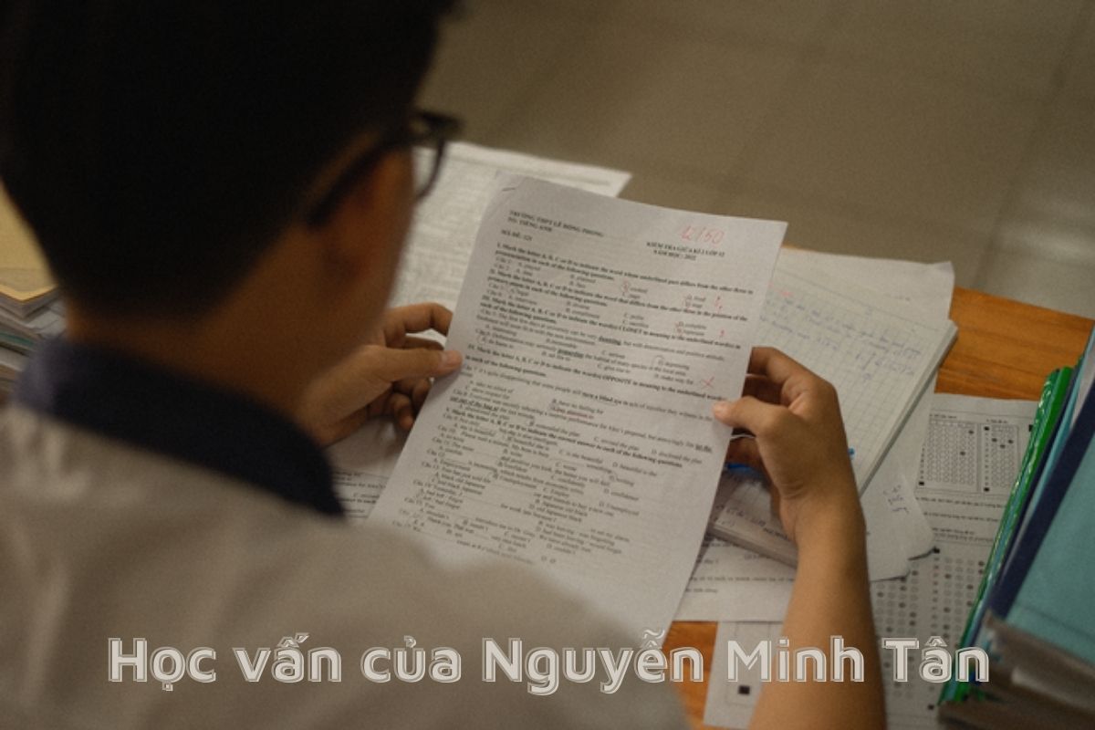 Học vấn của Nguyễn Minh Tân